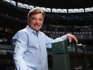 Rick Rizzs inducted into the State of Washington Sports Hall of Fame